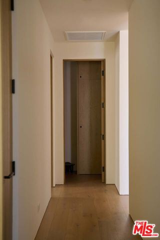 7841 Stewart Avenue, Los Angeles, CA 90045