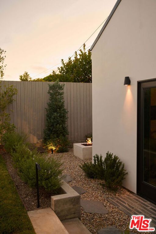 Image 58 of property listing at 7841 Stewart Avenue, Los Angeles, CA 90045