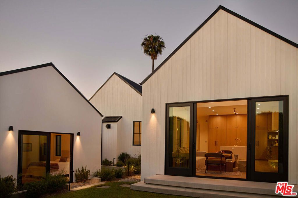 Image 59 of property listing at 7841 Stewart Avenue, Los Angeles, CA 90045