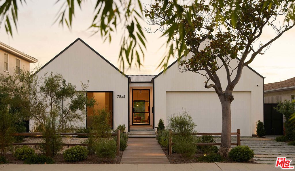 Image 68 of property listing at 7841 Stewart Avenue, Los Angeles, CA 90045