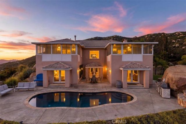15471 Green Valley Truck, Ramona, CA 92065