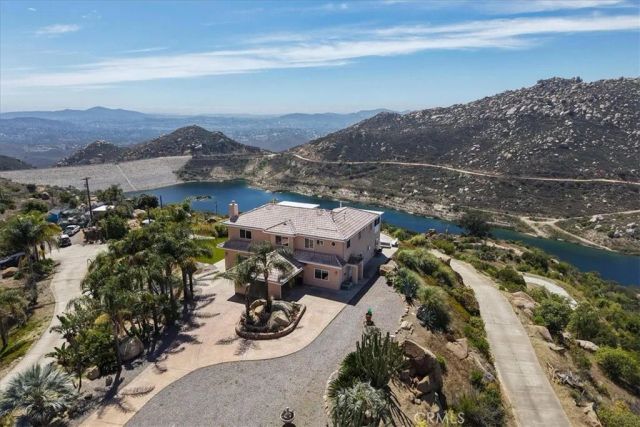 15471 Green Valley Truck, Ramona, CA 92065