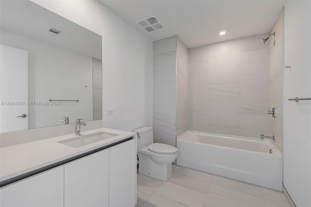 900 N Ocean Boulevard 1506, Pompano Beach, FL 33062