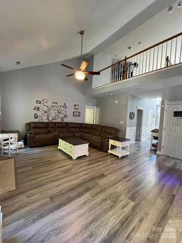 10759 Big Bear Drive, Charlotte, NC 28278