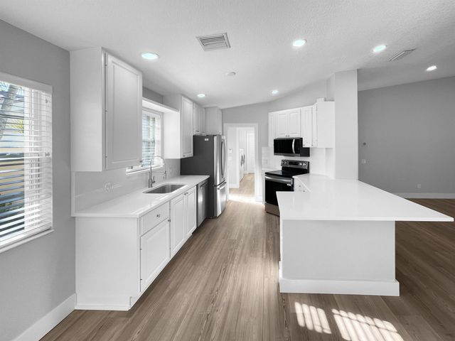 8457 SE Retreat Drive, Hobe Sound, FL 33455