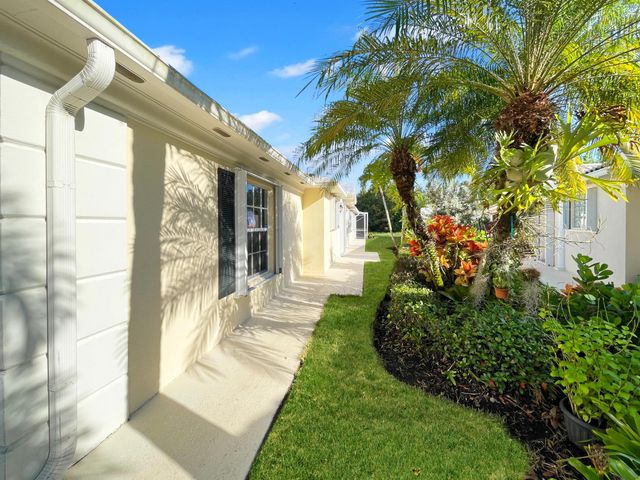 8457 SE Retreat Drive, Hobe Sound, FL 33455