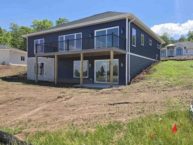 1655 GRACE GARDEN WAY, De Pere, WI 54115
