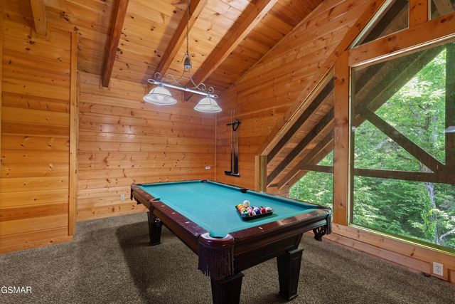 543 Blackberry Ridge Way, Pigeon Forge, TN 37863
