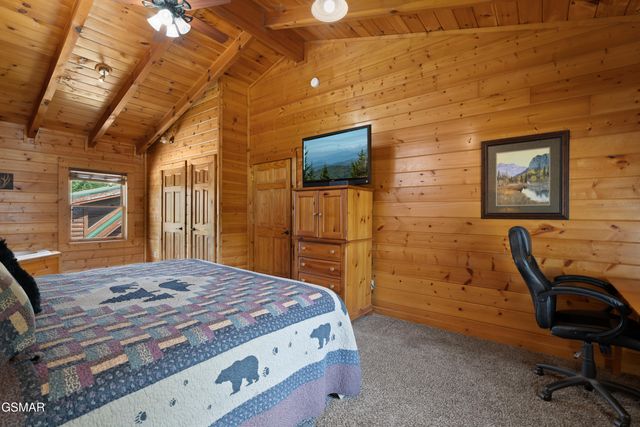 543 Blackberry Ridge Way, Pigeon Forge, TN 37863