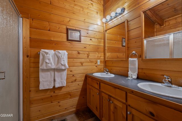 543 Blackberry Ridge Way, Pigeon Forge, TN 37863