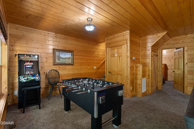 543 Blackberry Ridge Way, Pigeon Forge, TN 37863