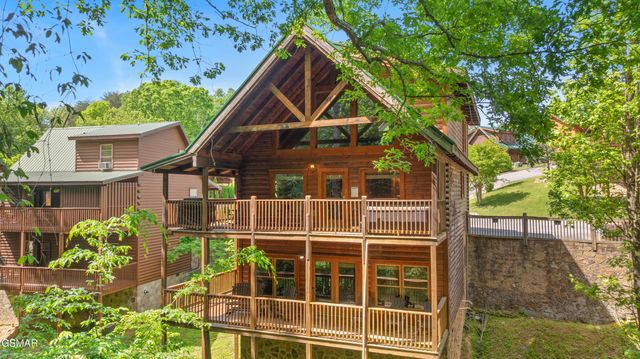 543 Blackberry Ridge Way, Pigeon Forge, TN 37863