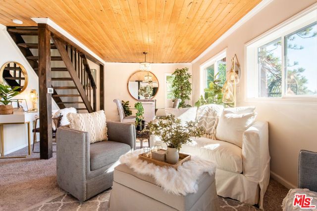 31561 Panorama Drive, Running Springs, CA 92382