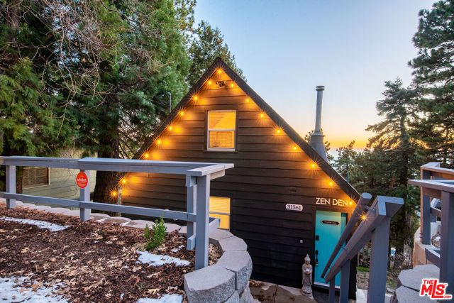 31561 Panorama Drive, Running Springs, CA 92382