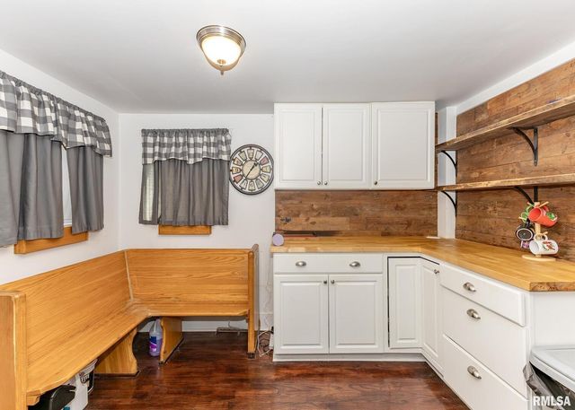 326 N VAIL Street, Geneseo, IL 61254