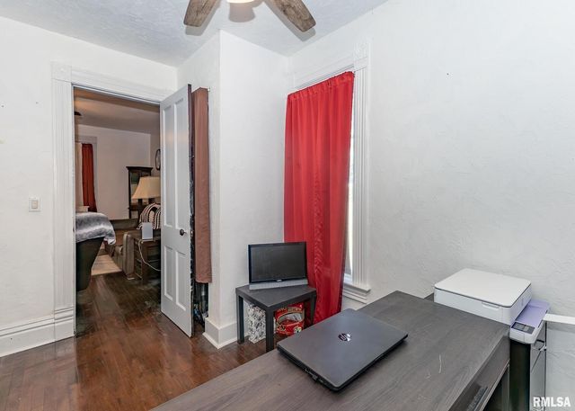 326 N VAIL Street, Geneseo, IL 61254