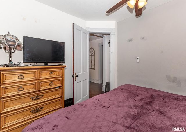 326 N VAIL Street, Geneseo, IL 61254