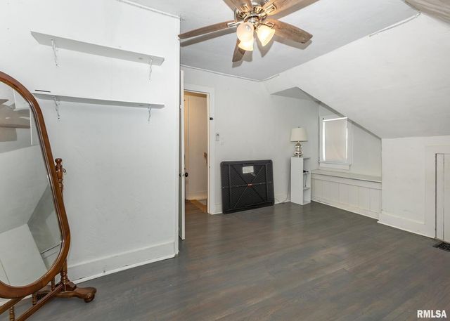 326 N VAIL Street, Geneseo, IL 61254