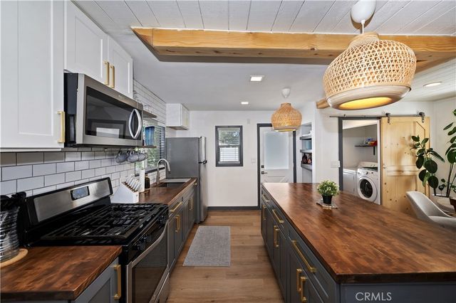 40042 Trail Of The Whispering Pines, Big Bear Lake, CA 92315