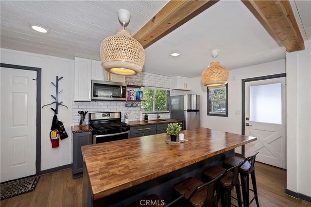 40042 Trail Of The Whispering Pines, Big Bear Lake, CA 92315