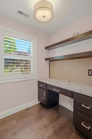 5813 SCREAMING EAGLE LN, Columbia, MO 65201
