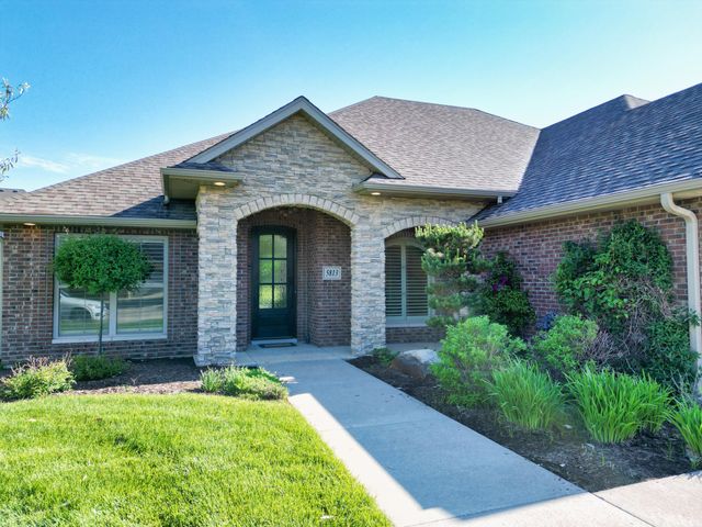 5813 SCREAMING EAGLE LN, Columbia, MO 65201