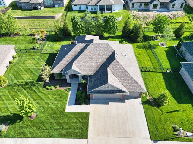 5813 SCREAMING EAGLE LN, Columbia, MO 65201