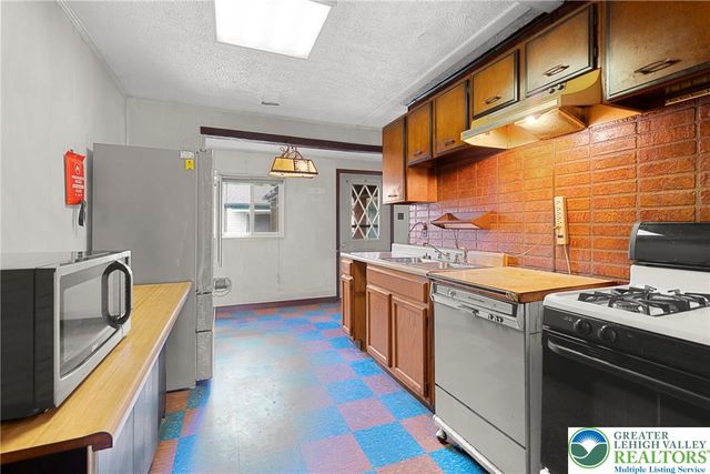 2500 Northwood Avenue, Easton, PA 18045