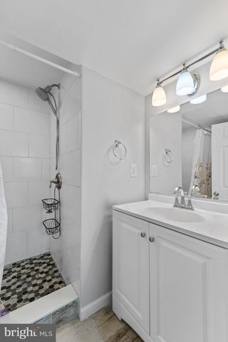 2307 HARFORD HILLS RD, Parkville, MD 21234