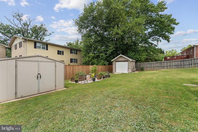 2307 HARFORD HILLS RD, Parkville, MD 21234