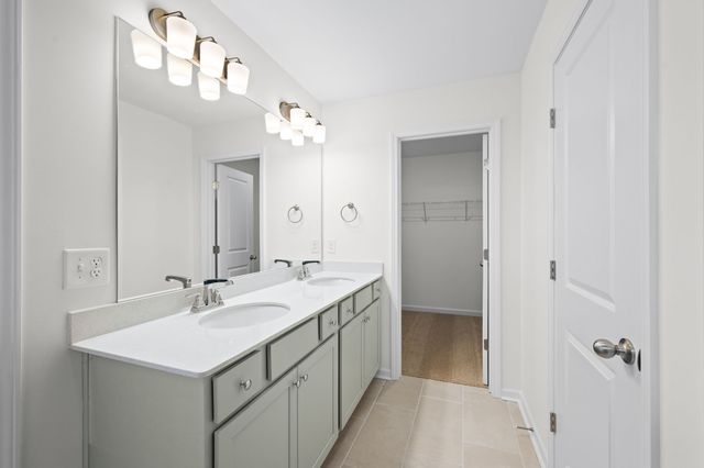 702 Larry Cir, Mount Pleasant, TN 38474