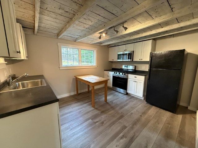 232 River Road, Canaan, NH 03741