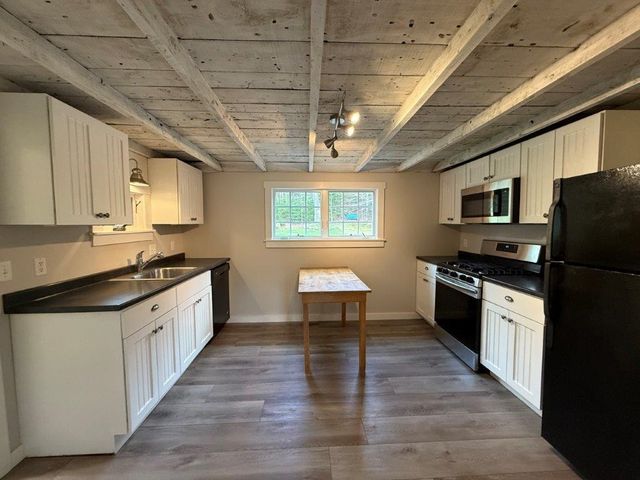 232 River Road, Canaan, NH 03741