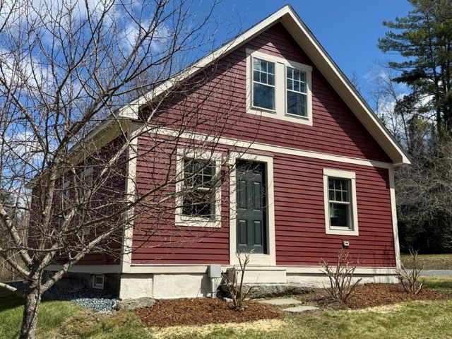 232 River Road, Canaan, NH 03741