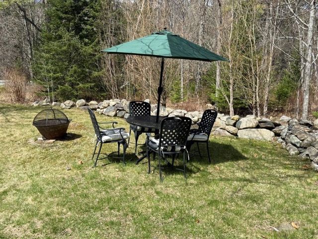 232 River Road, Canaan, NH 03741