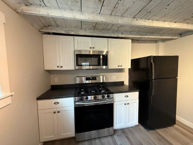 232 River Road, Canaan, NH 03741