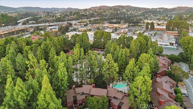 300 S Prospectors Road 29, Diamond Bar, CA 91765