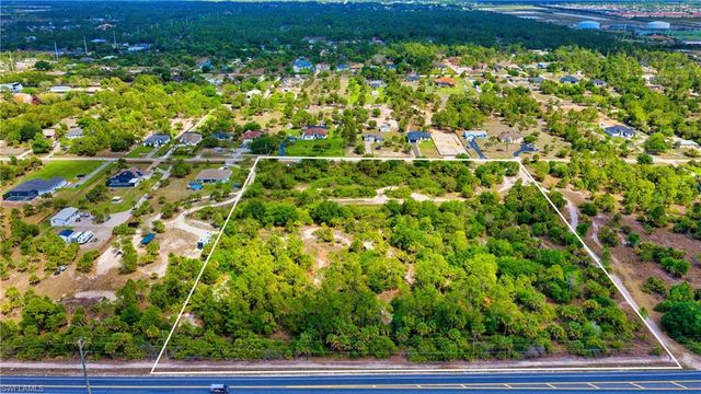 123 8th ST NE, Naples, FL 34120