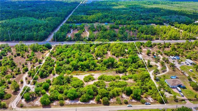 123 8th ST NE, Naples, FL 34120