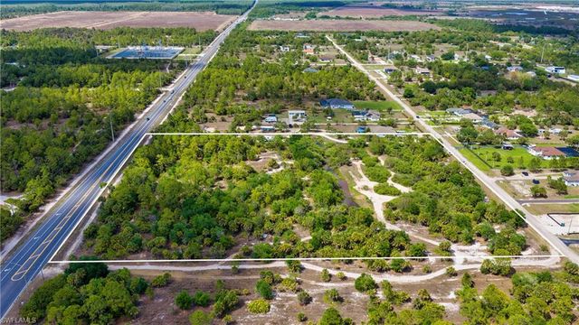 123 8th ST NE, Naples, FL 34120