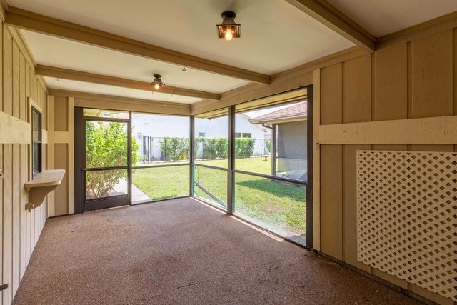 815 Peppertree Court, Wellington, FL 33414
