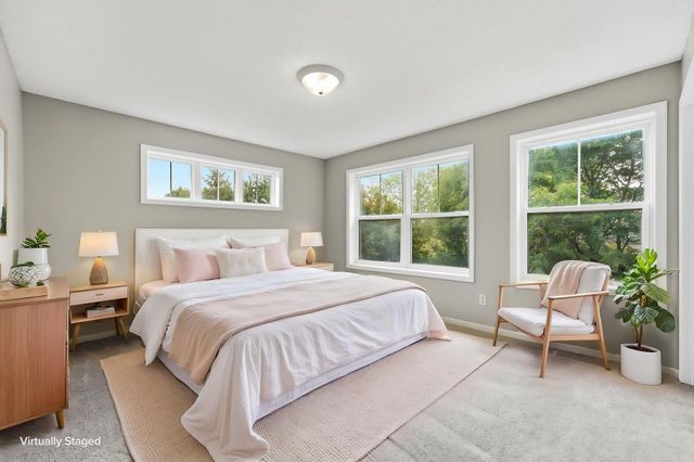 3012 Cottage Lane N, Maplewood, MN 55109