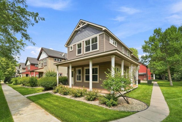 3012 Cottage Lane N, Maplewood, MN 55109