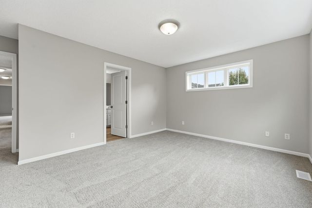 3012 Cottage Lane N, Maplewood, MN 55109
