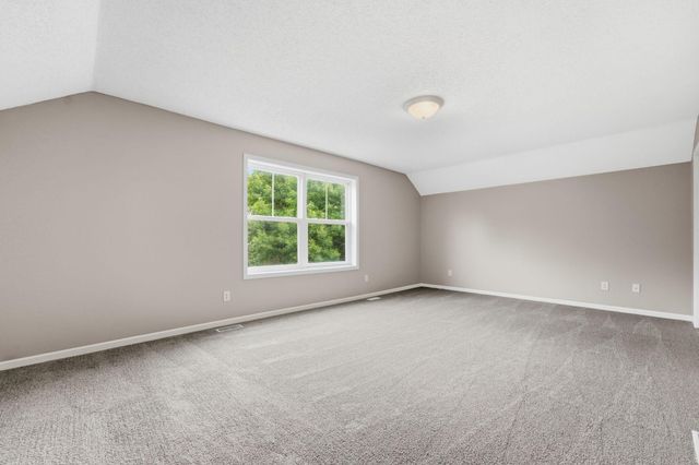 3012 Cottage Lane N, Maplewood, MN 55109