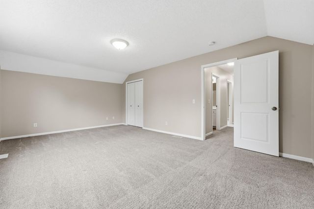 3012 Cottage Lane N, Maplewood, MN 55109