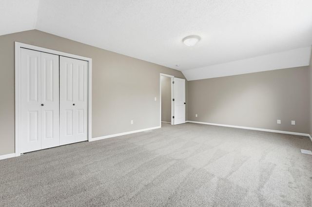 3012 Cottage Lane N, Maplewood, MN 55109