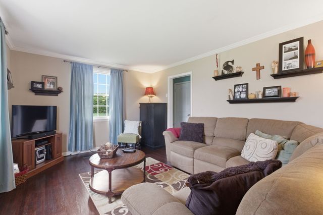 114 Shadow Ln, Hendersonville, TN 37075