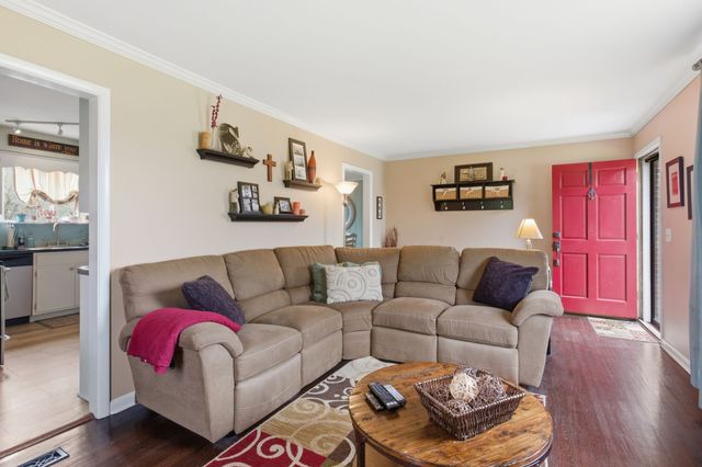 114 Shadow Ln, Hendersonville, TN 37075