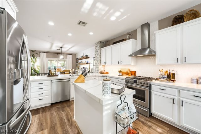 7356 Petrel Street, North Las Vegas, NV 89084